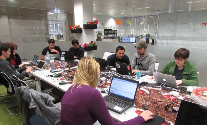 Hacking by day Hacking by day